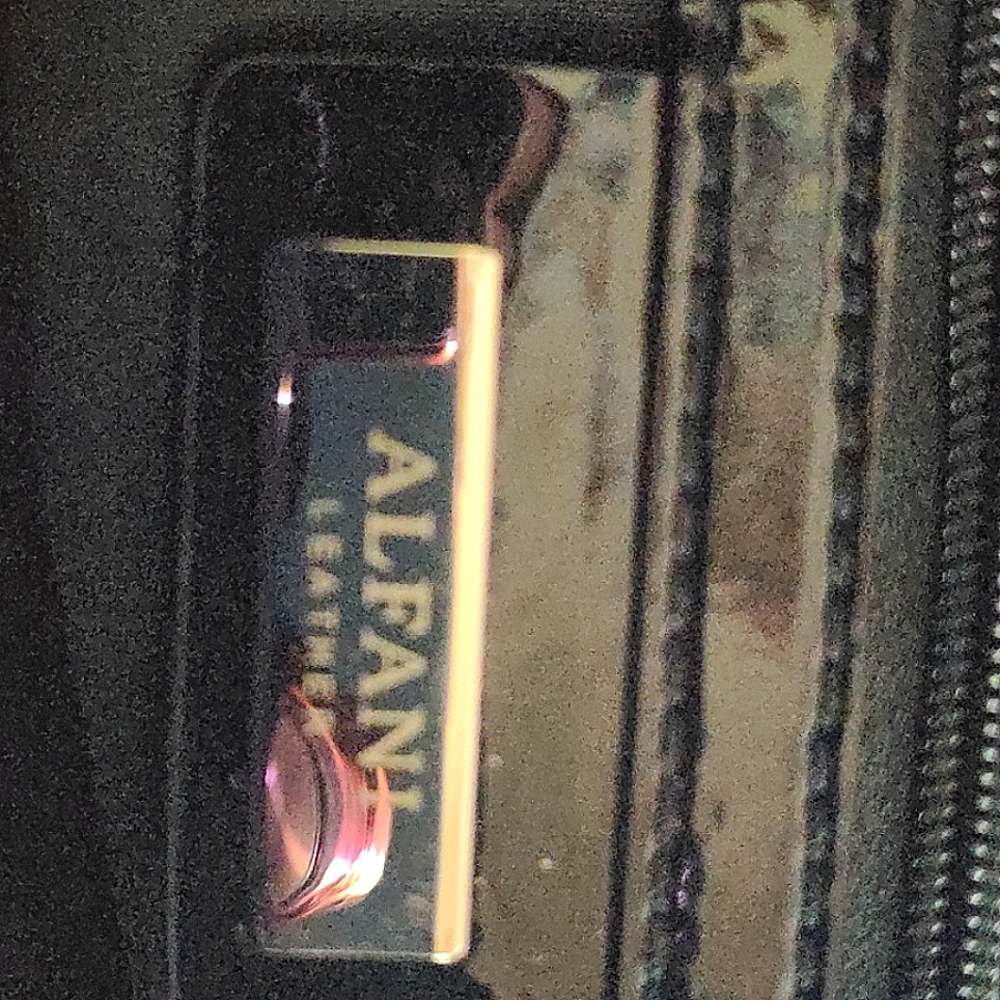 Handbag - Picture 6 of 6